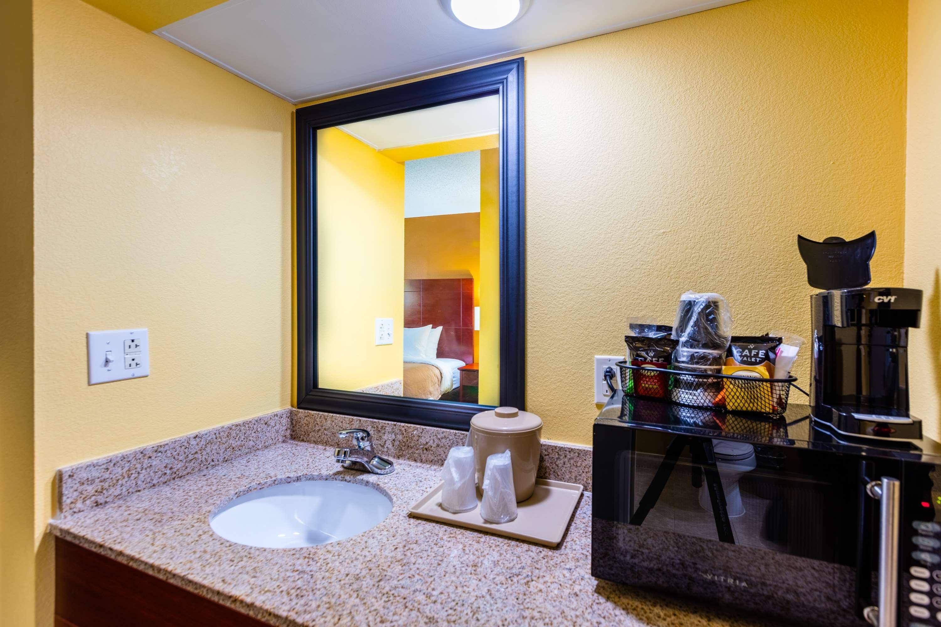 Best Western Milton Inn Extérieur photo