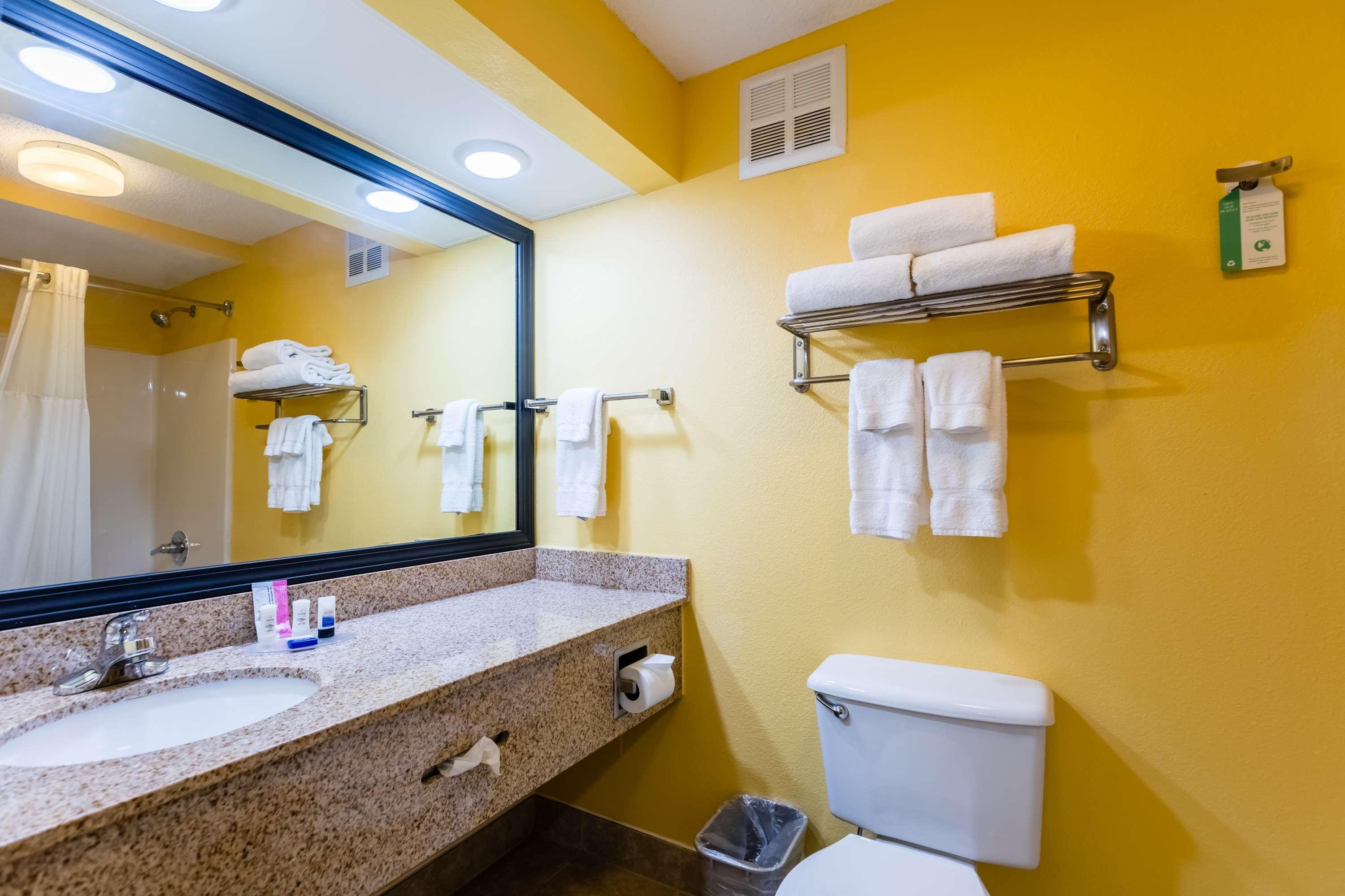 Best Western Milton Inn Extérieur photo